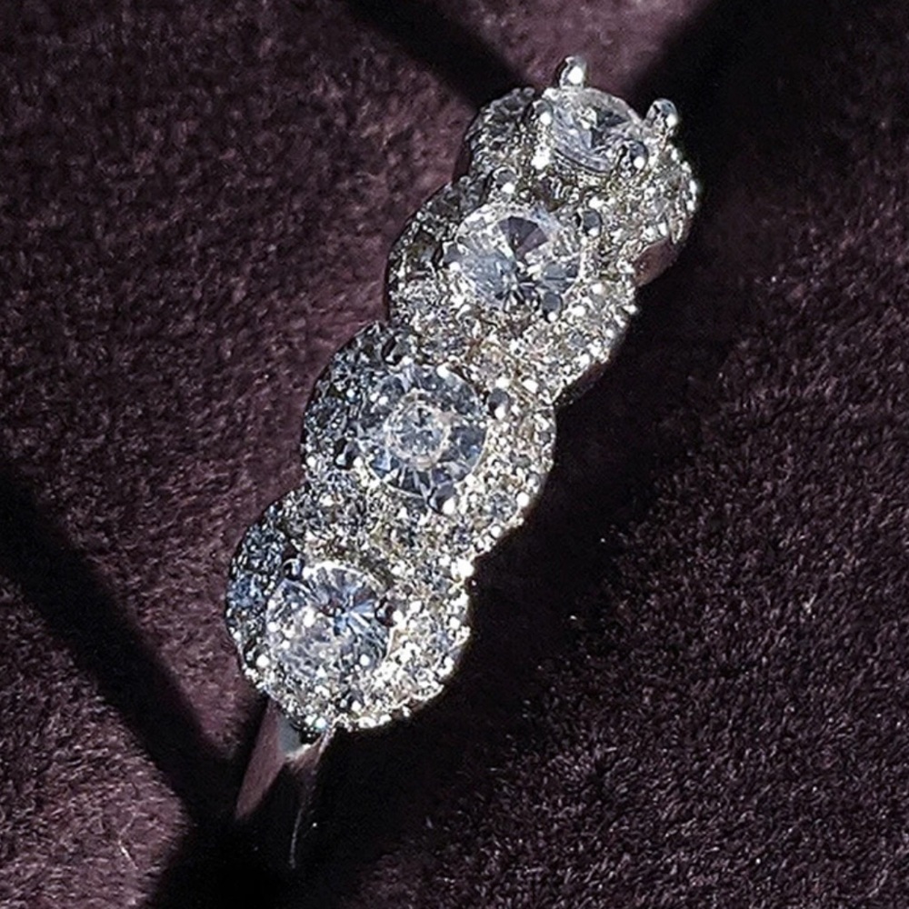 NEW💍925 STERLING SILVER DIAMOND ETERNITY RING - Picture 4 of 6